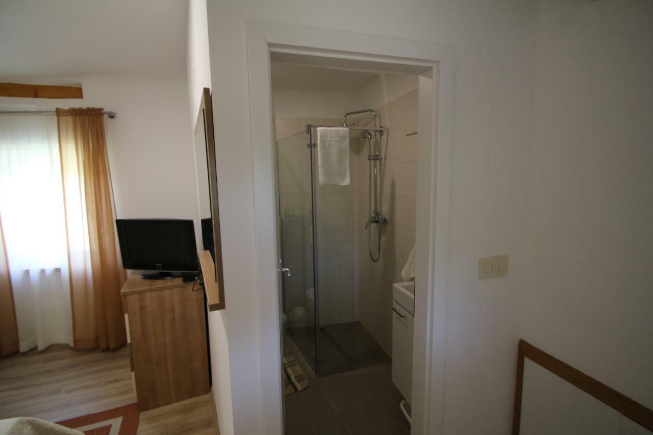 Willa Oak House Zadvarje Zewnętrze zdjęcie